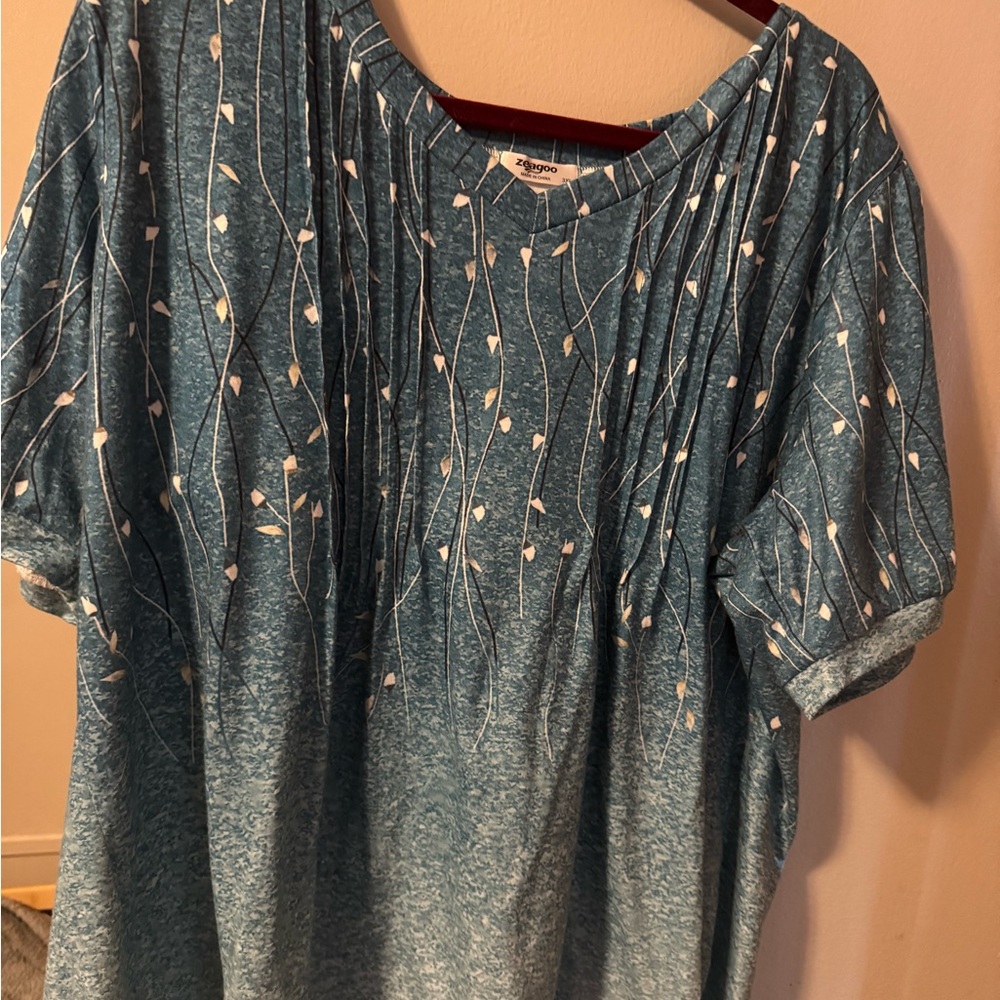 zeagoo Blue Printed Tunic Top with White Vine Motif